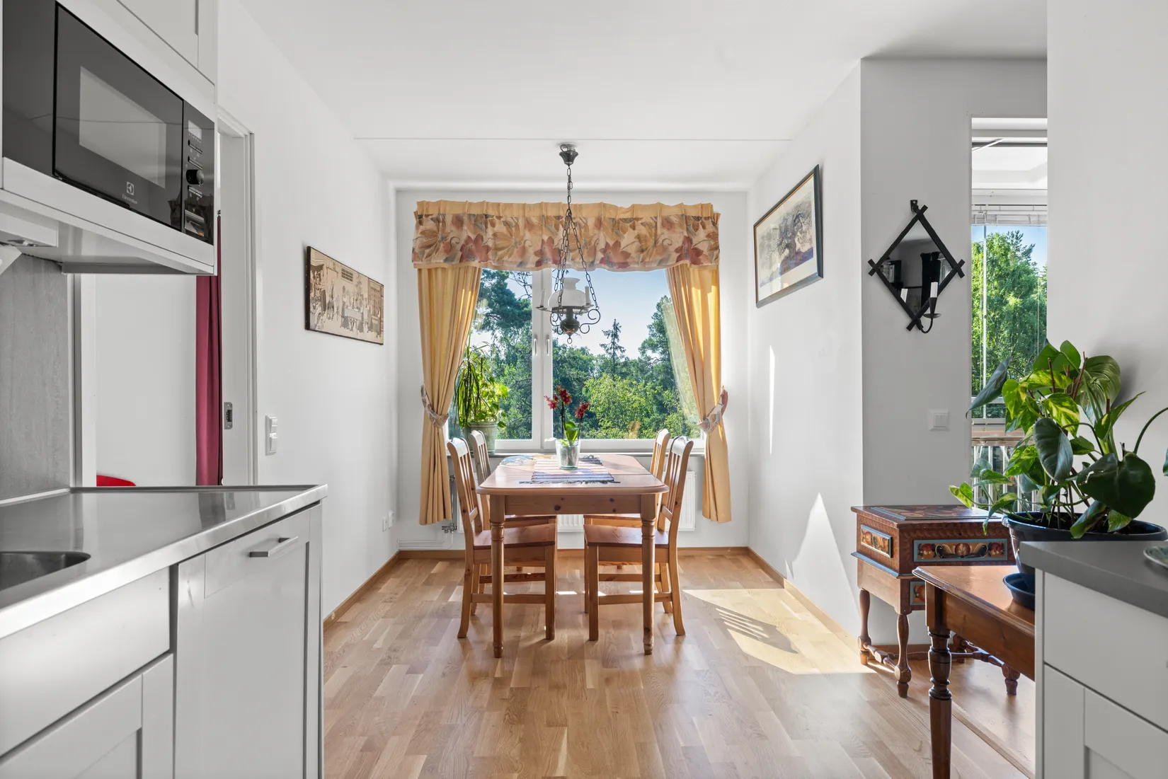 Bostadsrätt, Lövskogsvägen 9, Tyresö Centrum/Skogsstaden, Tyresö