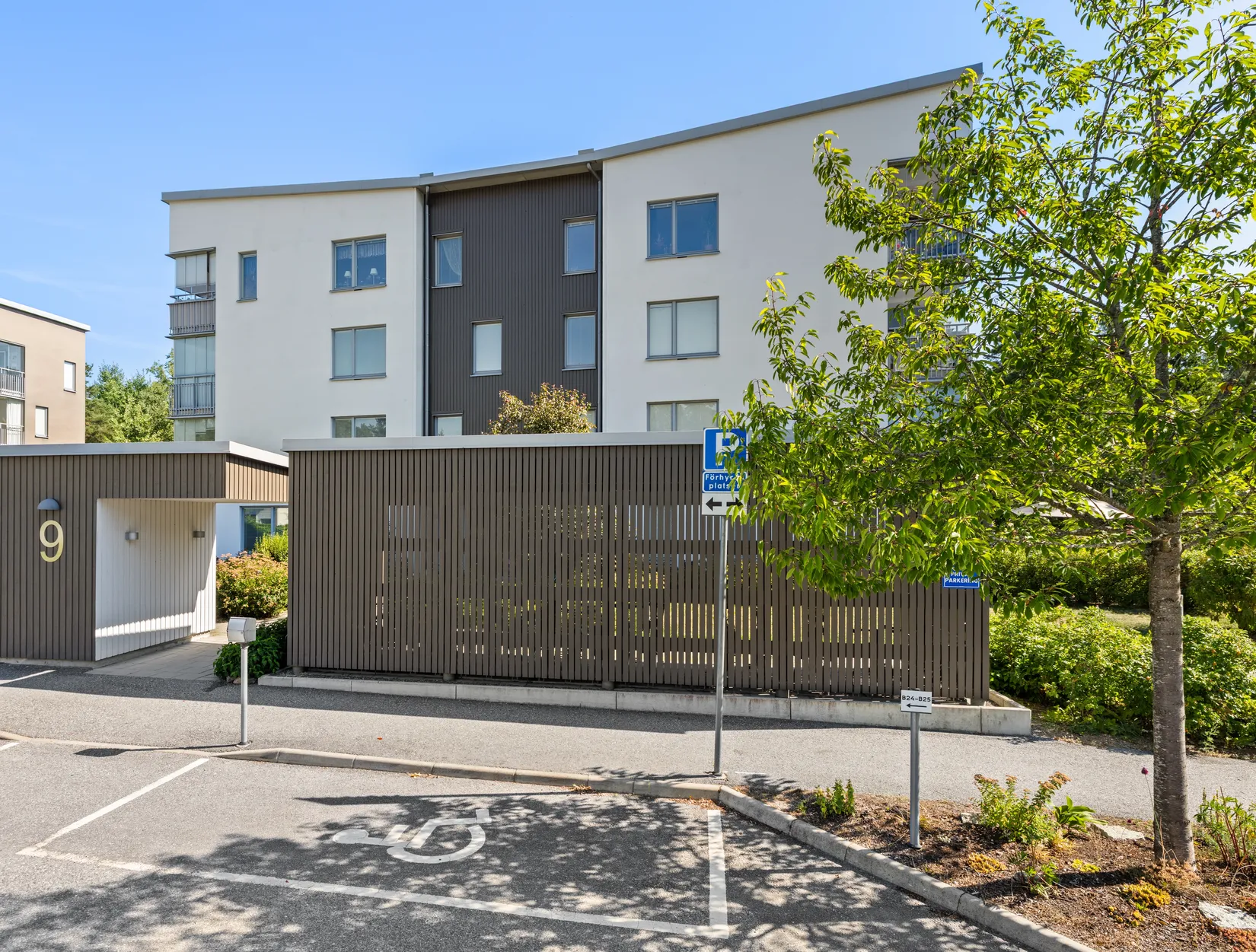 Bostadsrätt, Lövskogsvägen 9, Tyresö Centrum/Skogsstaden, Tyresö