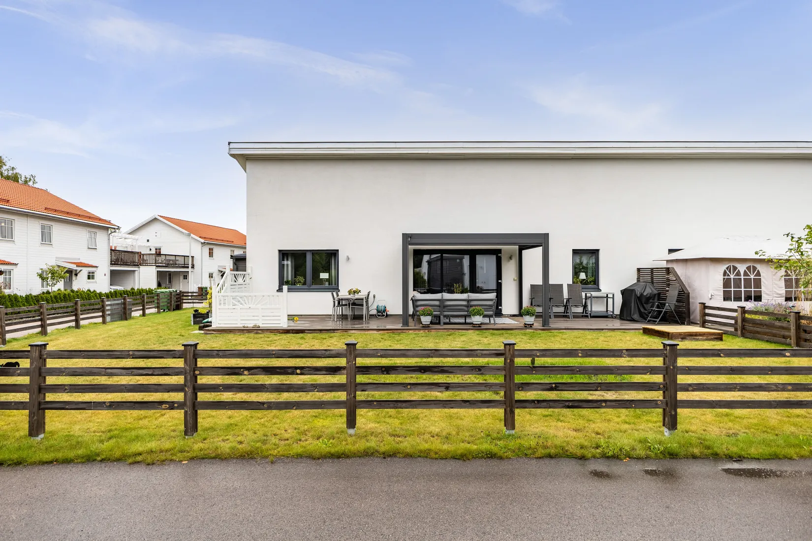 Radhus, Koggvägen 2, Bredsand, Enköping