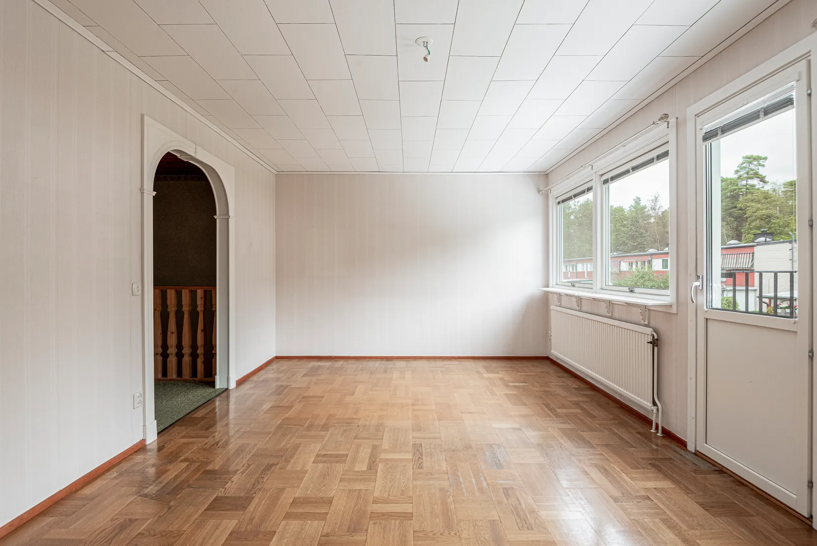 Radhus, Ringduvegatan 32, Råby, Västerås