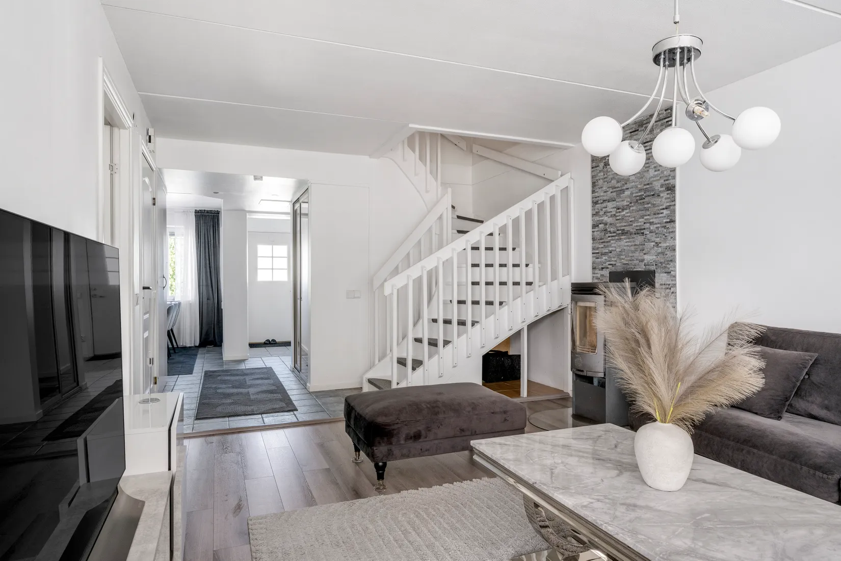 Villa, Gråalsvägen 54, Lövstalöt, Uppsala