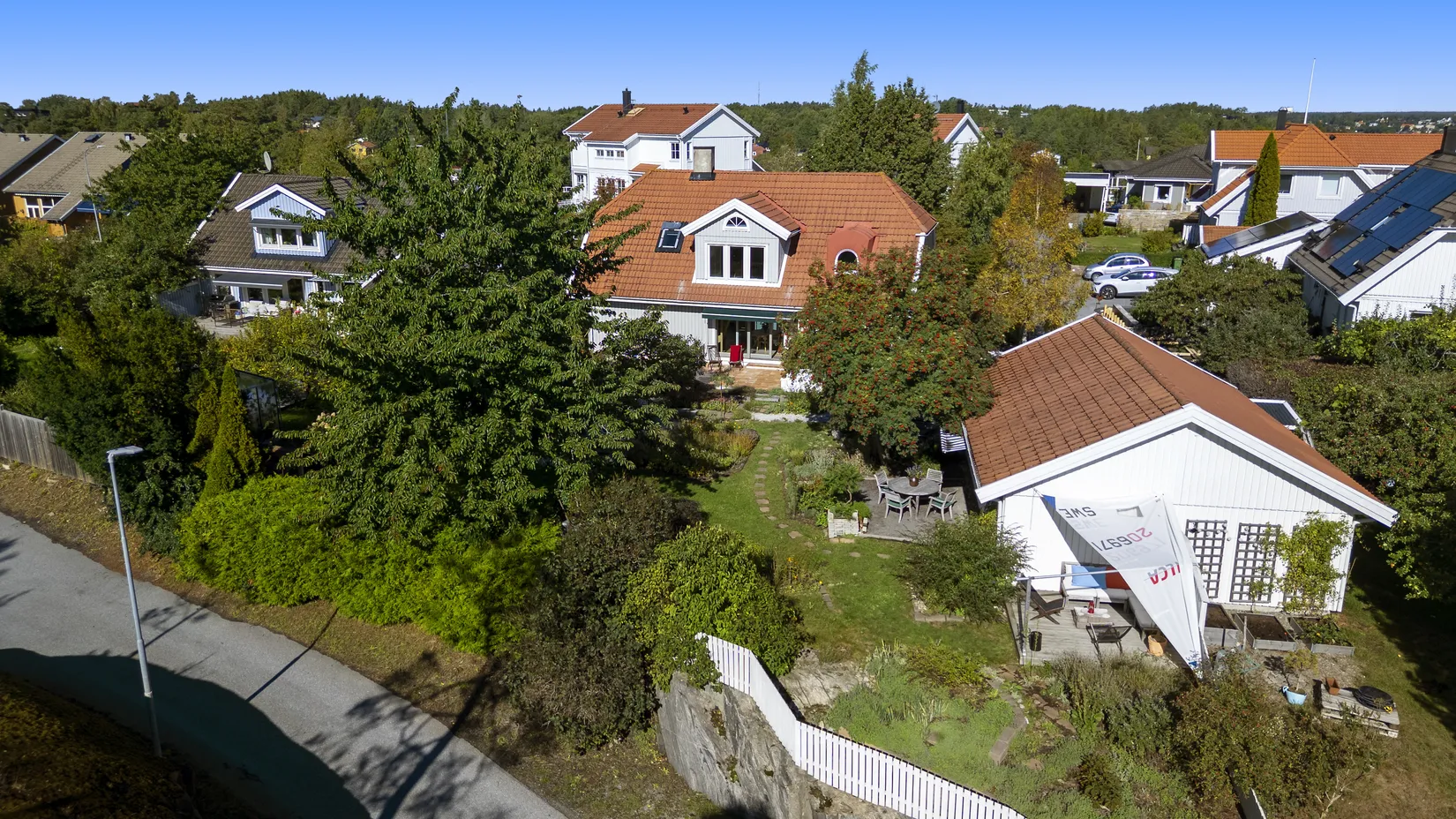 Villa, Manhemsvägen 23, Skuru, Nacka