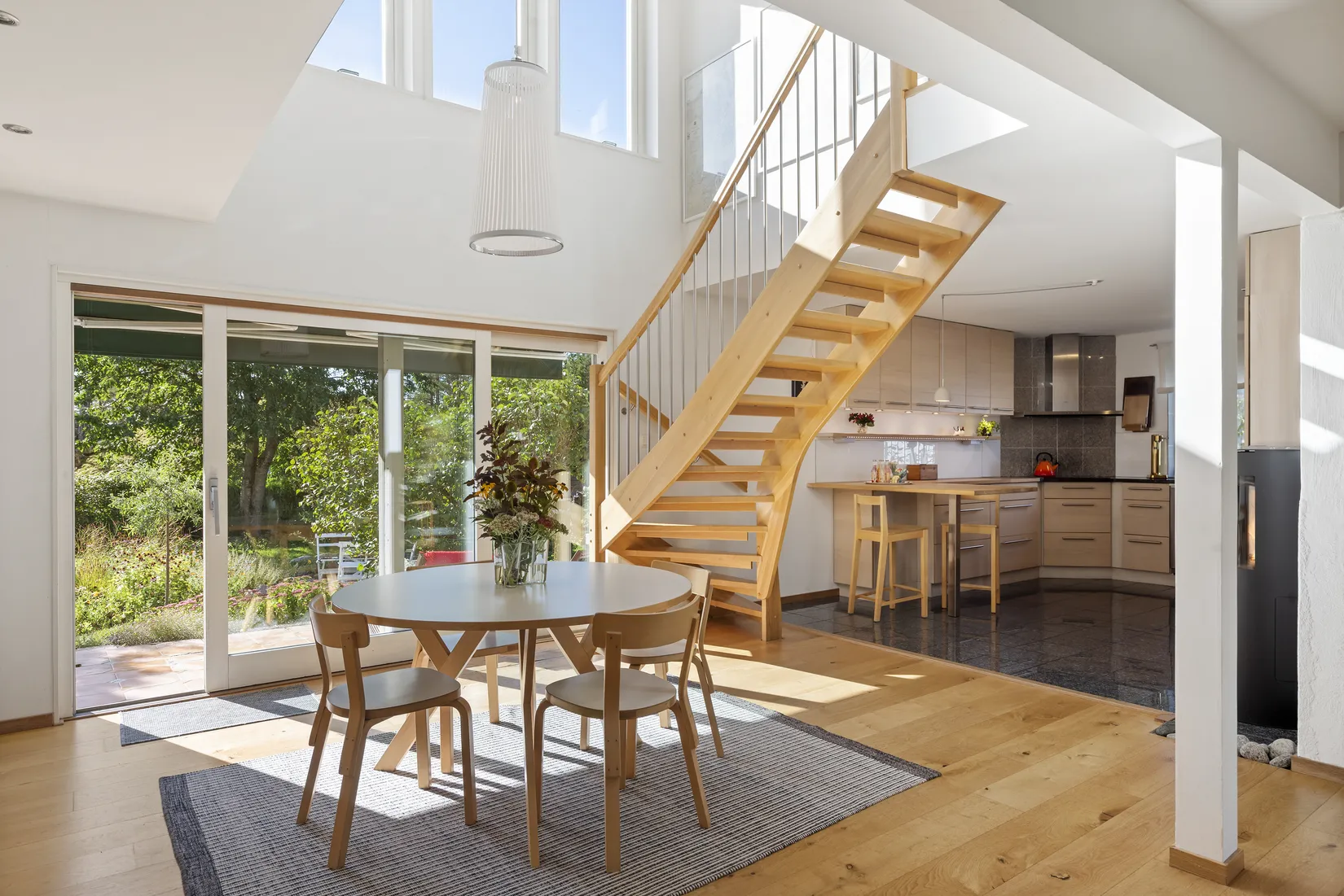 Villa, Manhemsvägen 23, Skuru, Nacka