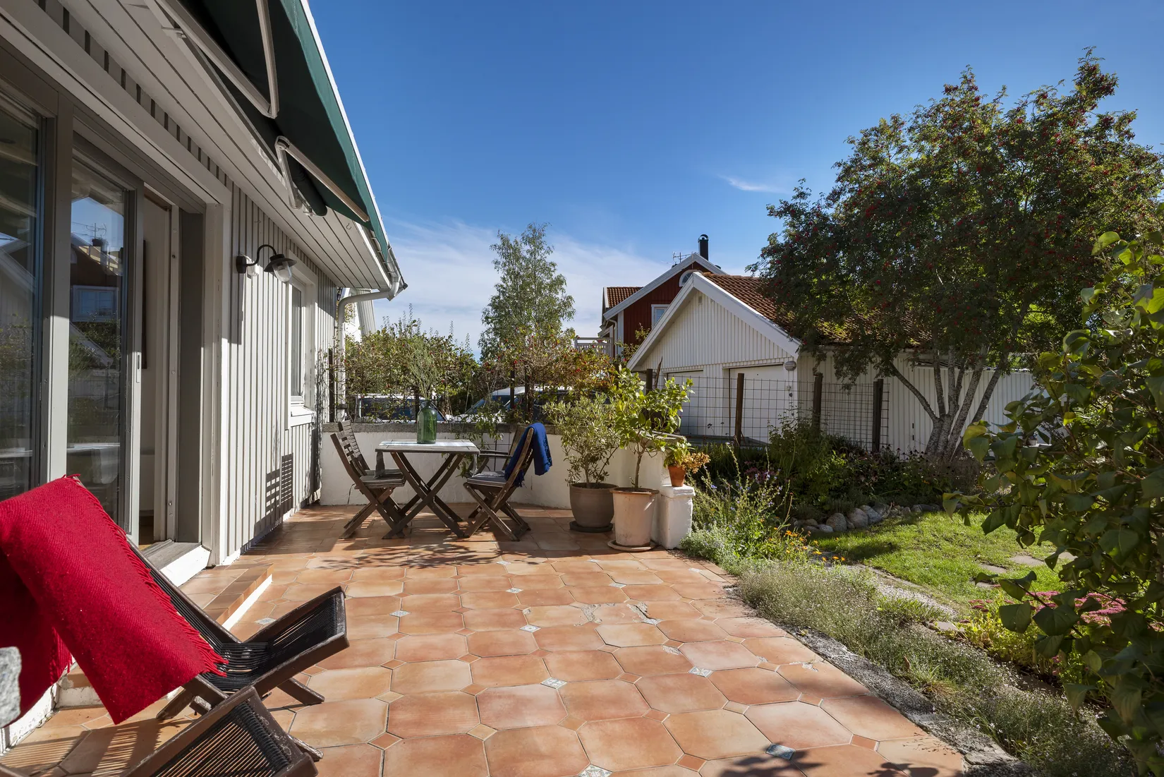 Villa, Manhemsvägen 23, Skuru, Nacka