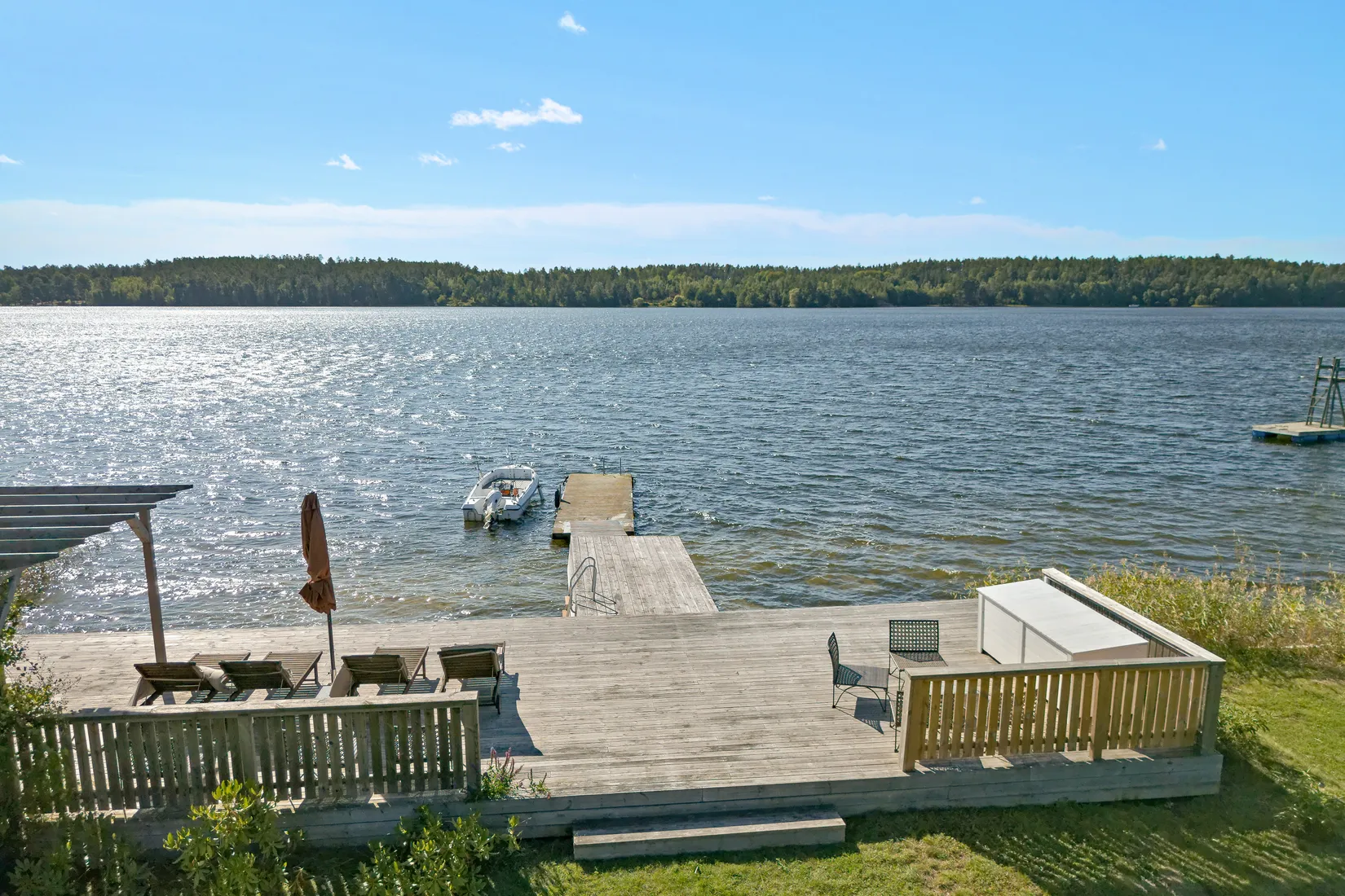 Villa, Tutta uddsvägen 7, Färingsö Tureholm, Ekerö