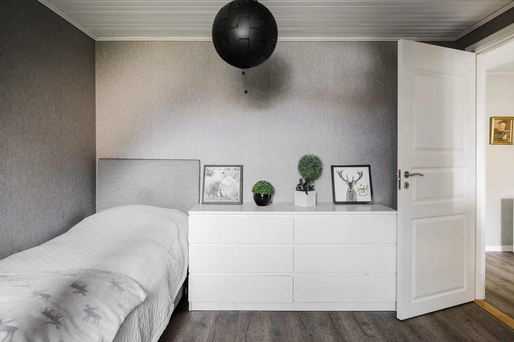Radhus, Ladugatan 9, Majåker, Lidköping