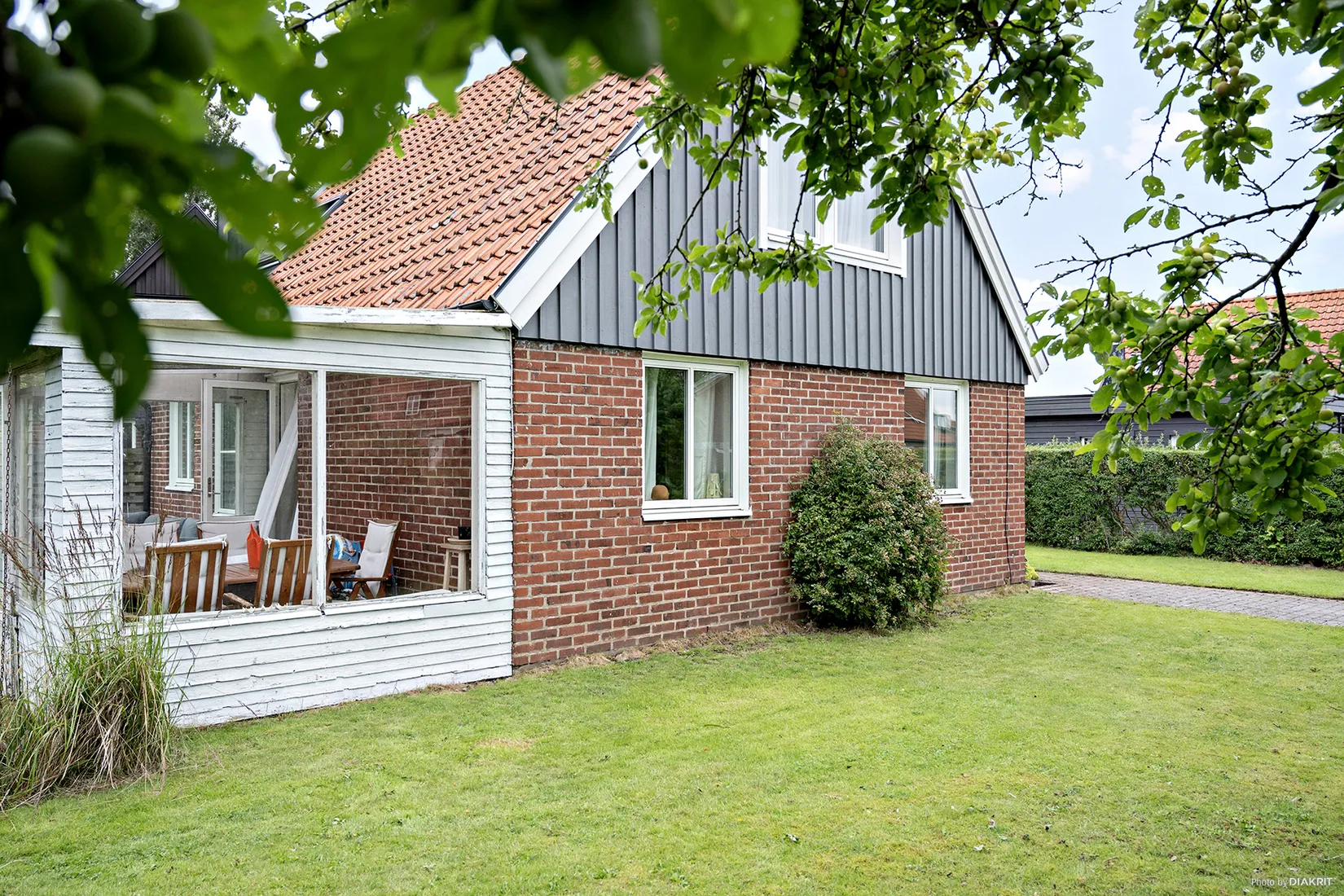 Villa, Ängdalagatan 12, Kärleken/Sofieberg/Norra utmarken, Halmstad