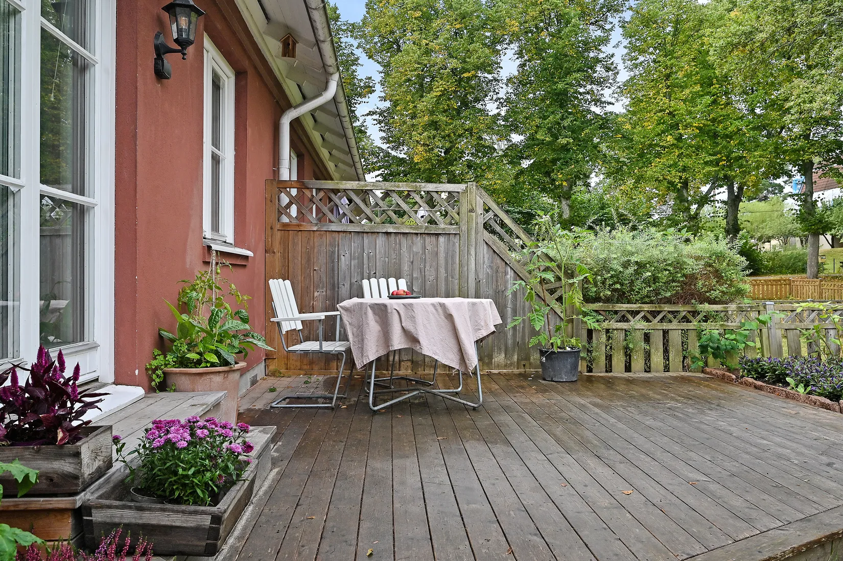 Radhus, Skolallén 28, Drottningholm, Ekerö