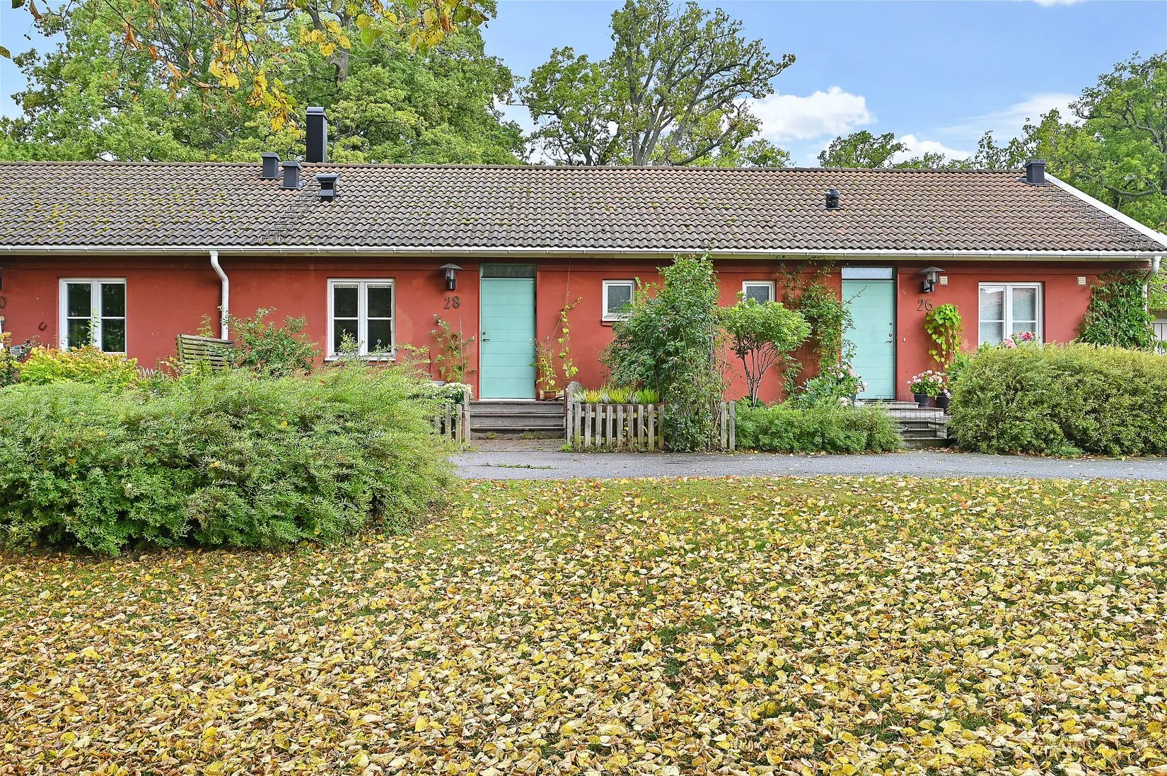 Radhus, Skolallén 28, Drottningholm, Ekerö