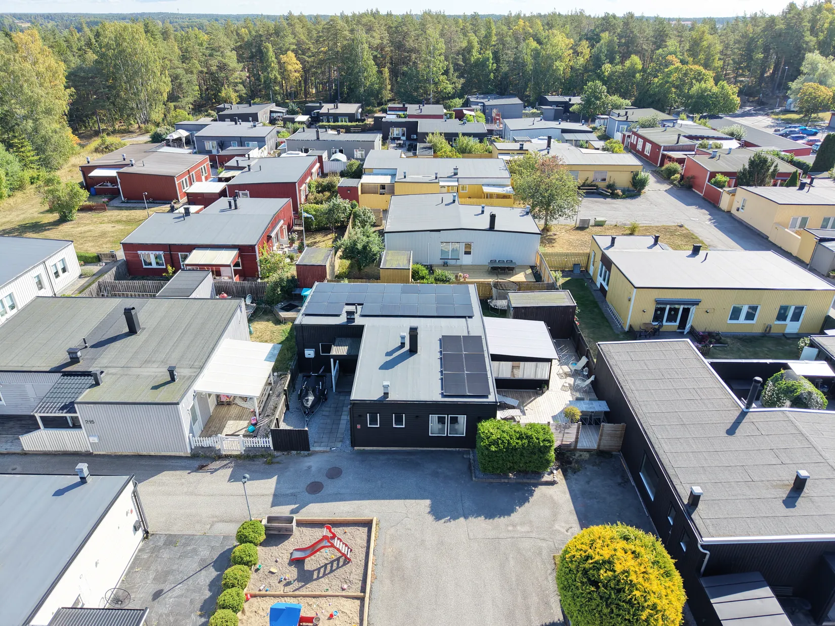 Radhus, Rosengårdsvägen 217, Rosengården, Vallentuna