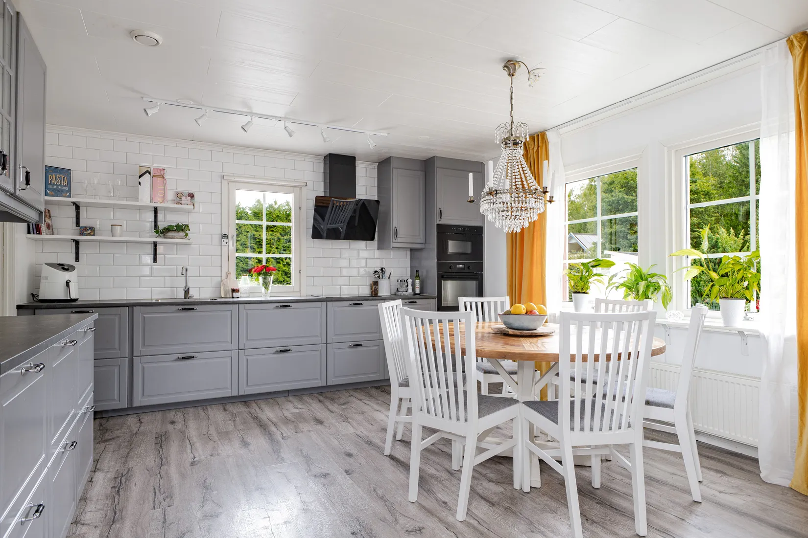 Villa, Södra Mariedalsvägen 8, Enköping
