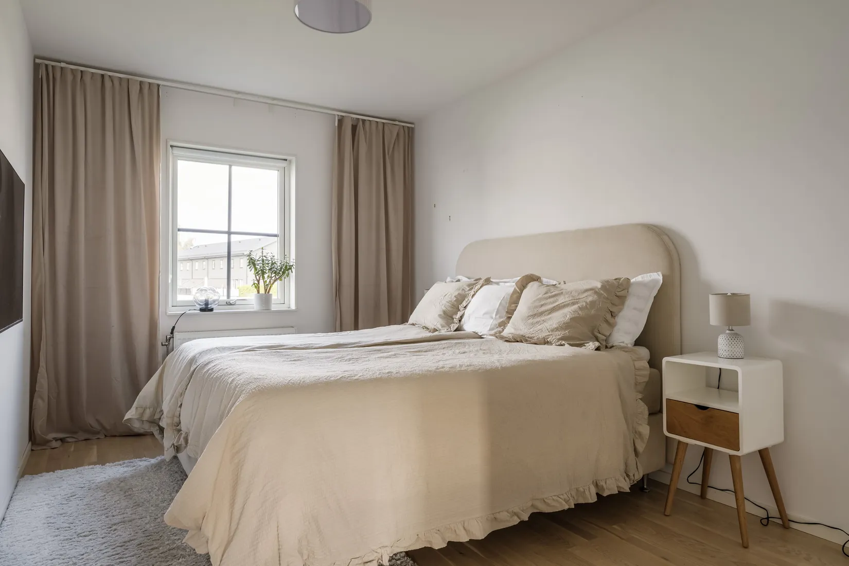 Radhus, Inspelsgatan 2A, Lekeberg