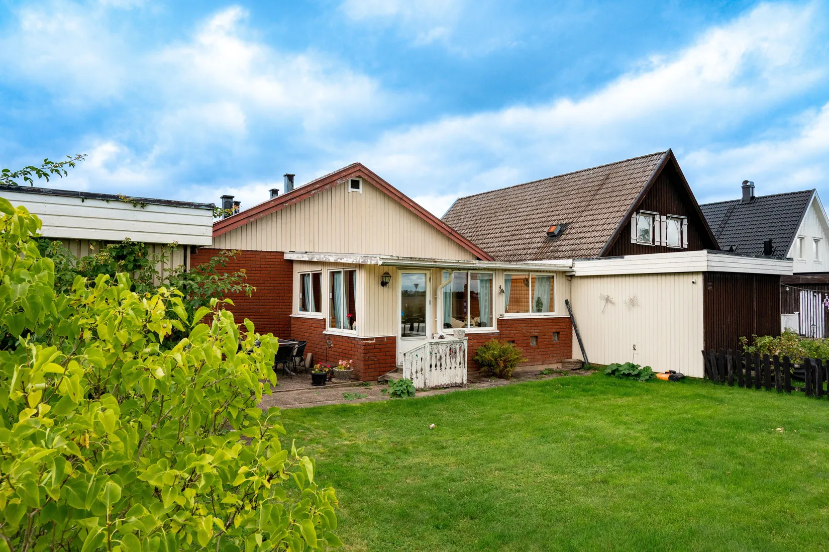 Villa, Häradsvägen 31, Centrala Vara, Vara