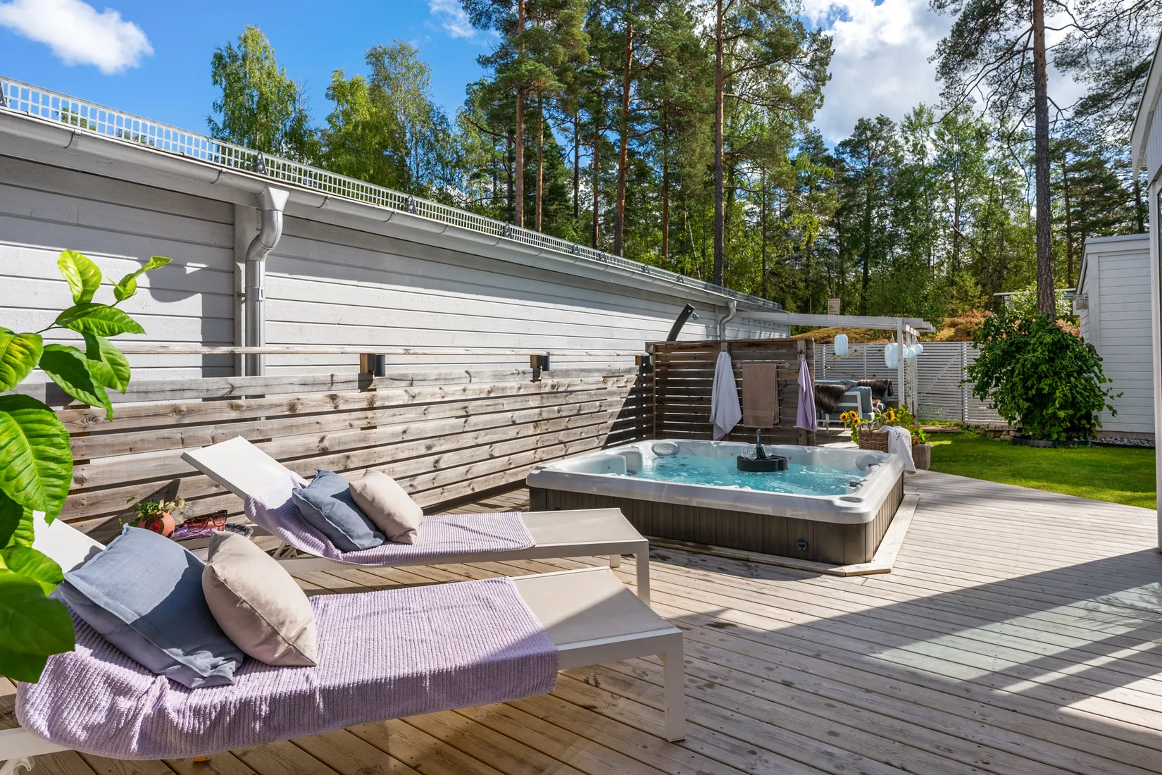 Radhus, Ligustervägen 65, Södra Hedvigslund, Nacka