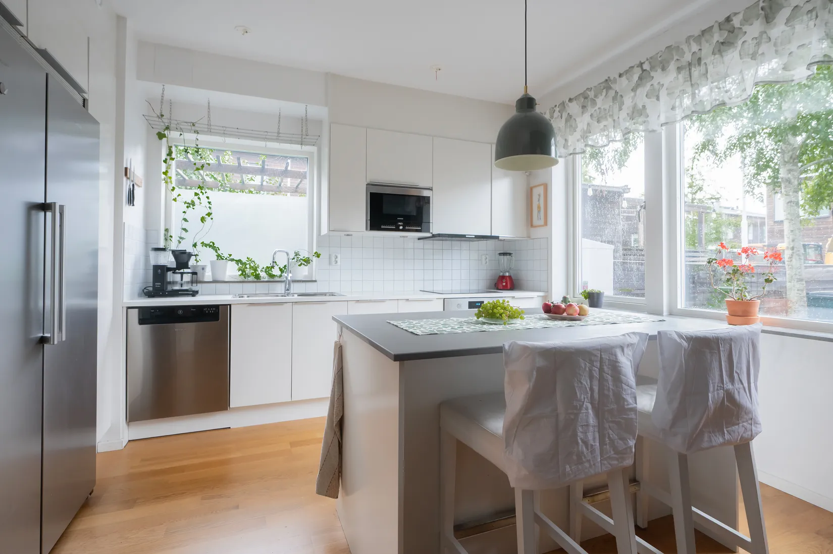 Radhus, Tujavägen 2, Hörningsnäs, Huddinge