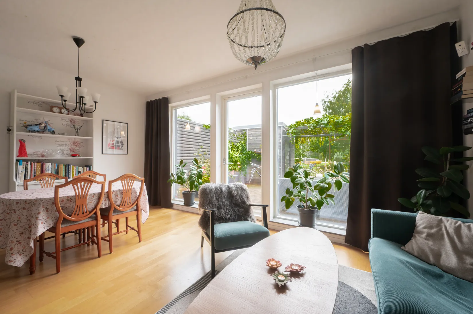 Radhus, Tujavägen 2, Hörningsnäs, Huddinge