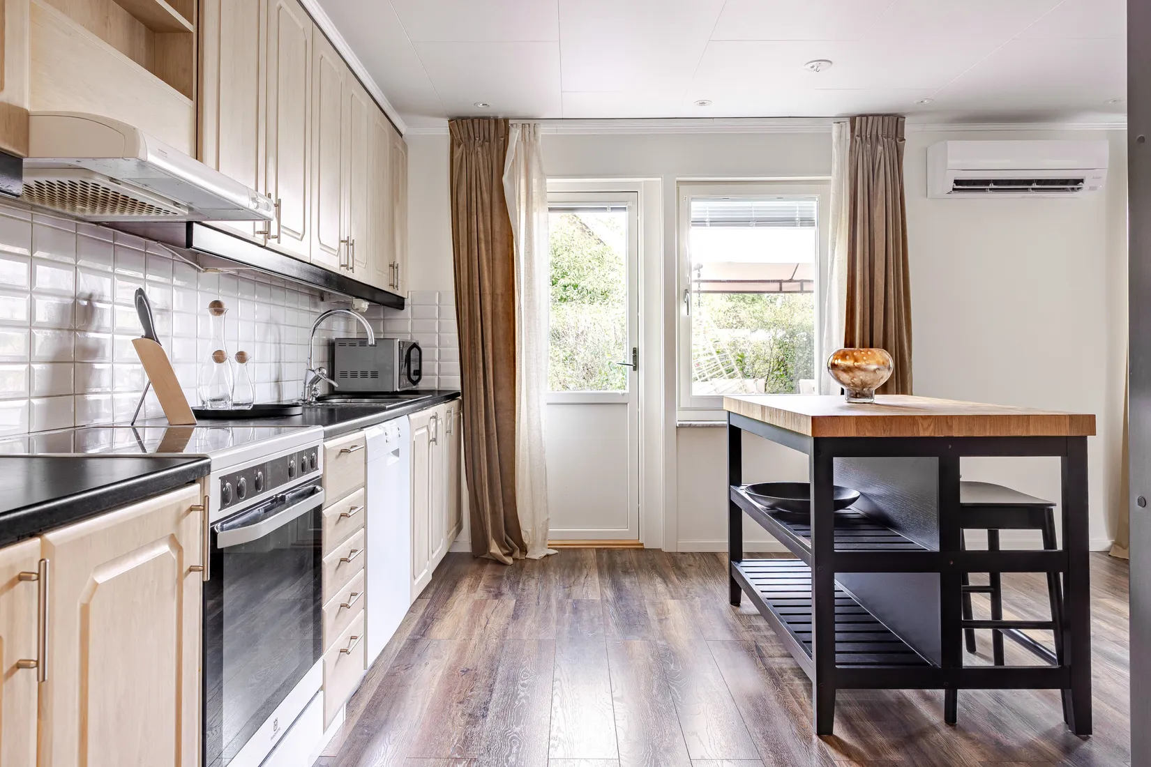 Villa, Gevärsgatan 17, Motala