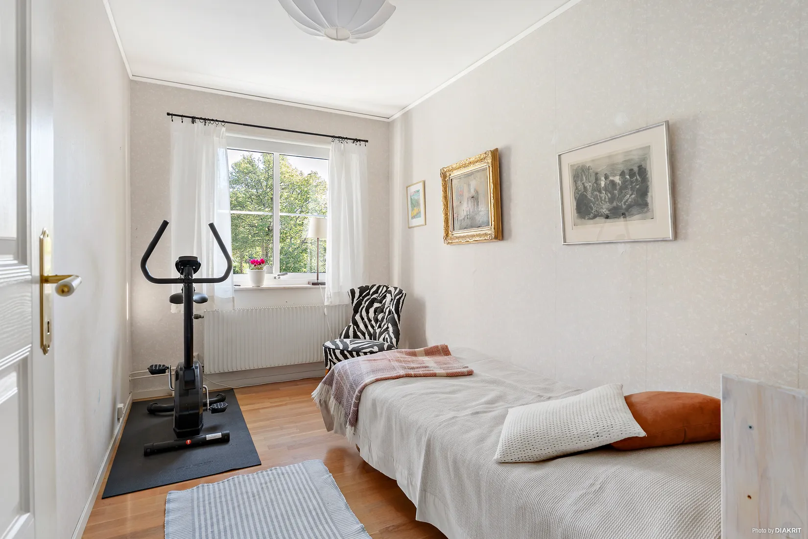 Radhus, Näsby allé 56A, Näsbypark, Täby