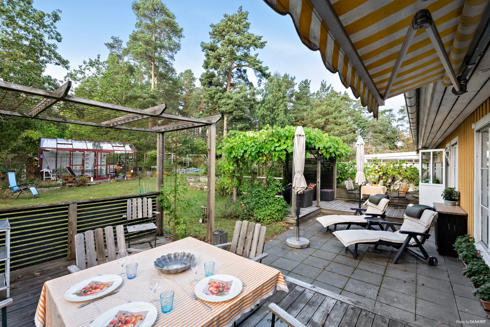 Radhus, Näsby allé 56A, Näsbypark, Täby