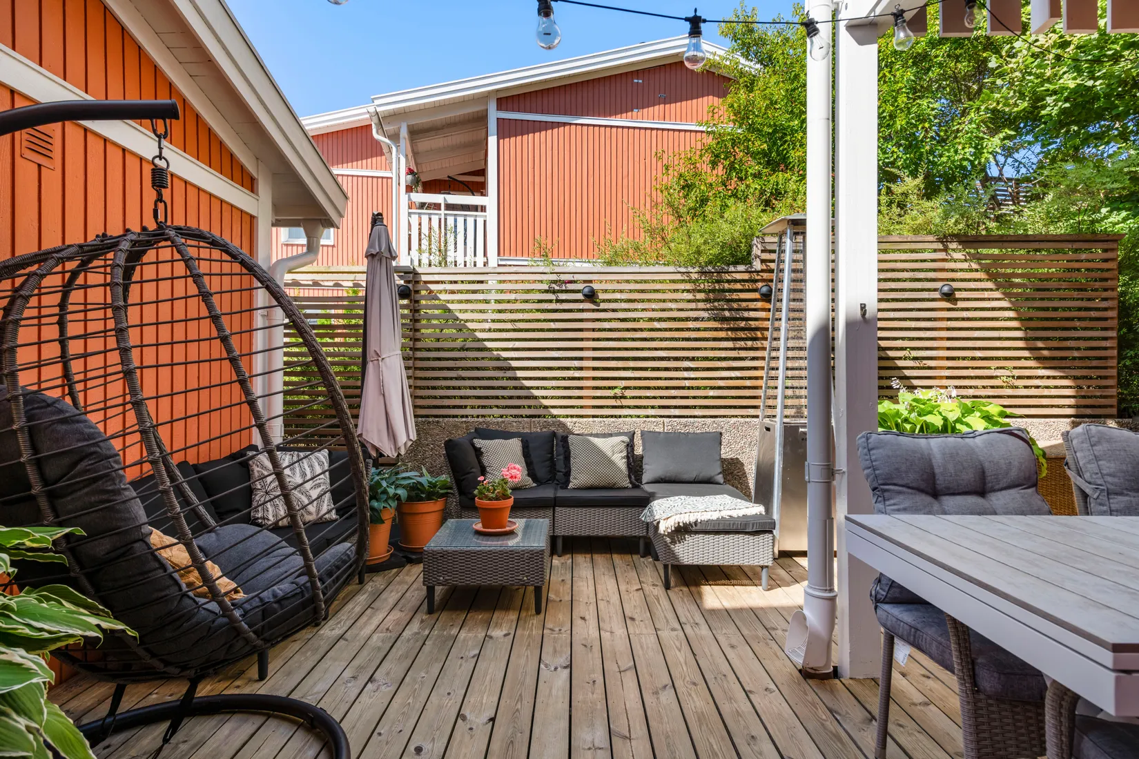 Radhus, Mittspåret 30, Visinge, Täby
