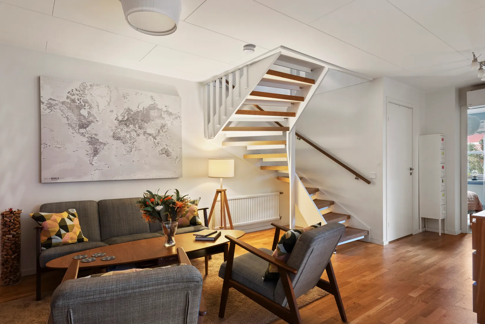 Radhus, Mittspåret 30, Visinge, Täby