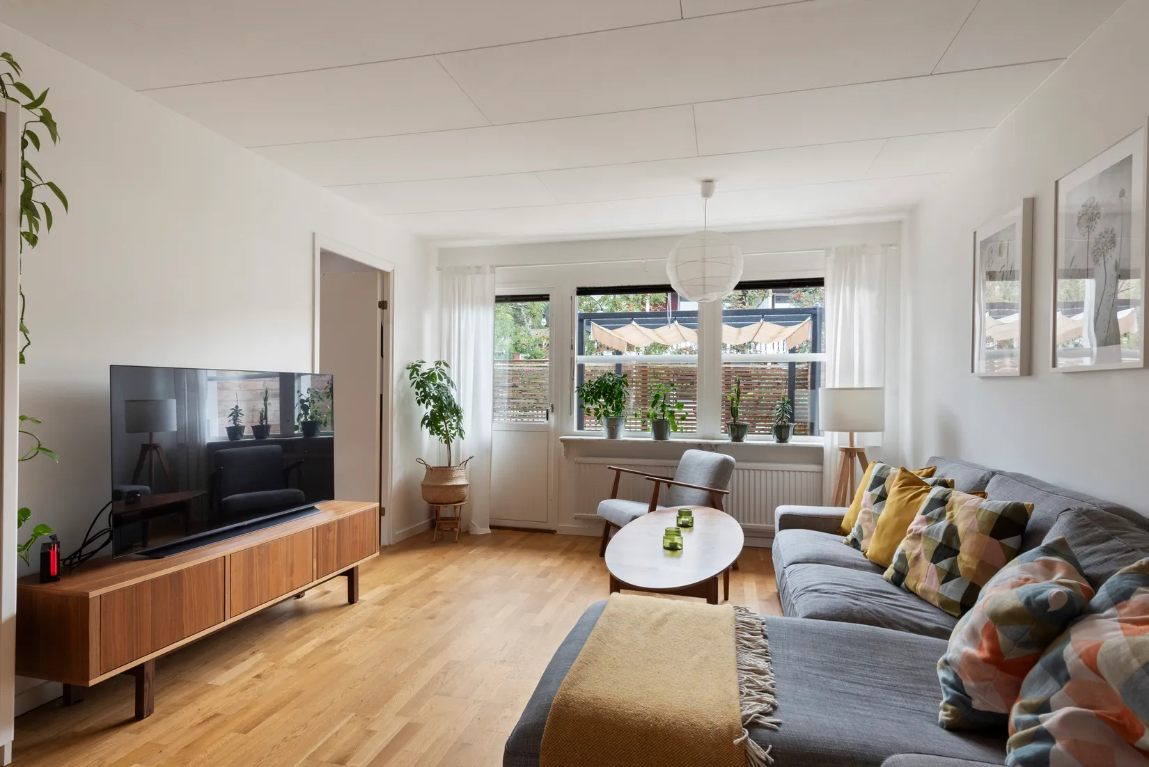Radhus, Mittspåret 30, Visinge, Täby