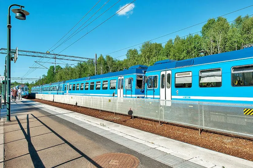Radhus, Mittspåret 30, Visinge, Täby