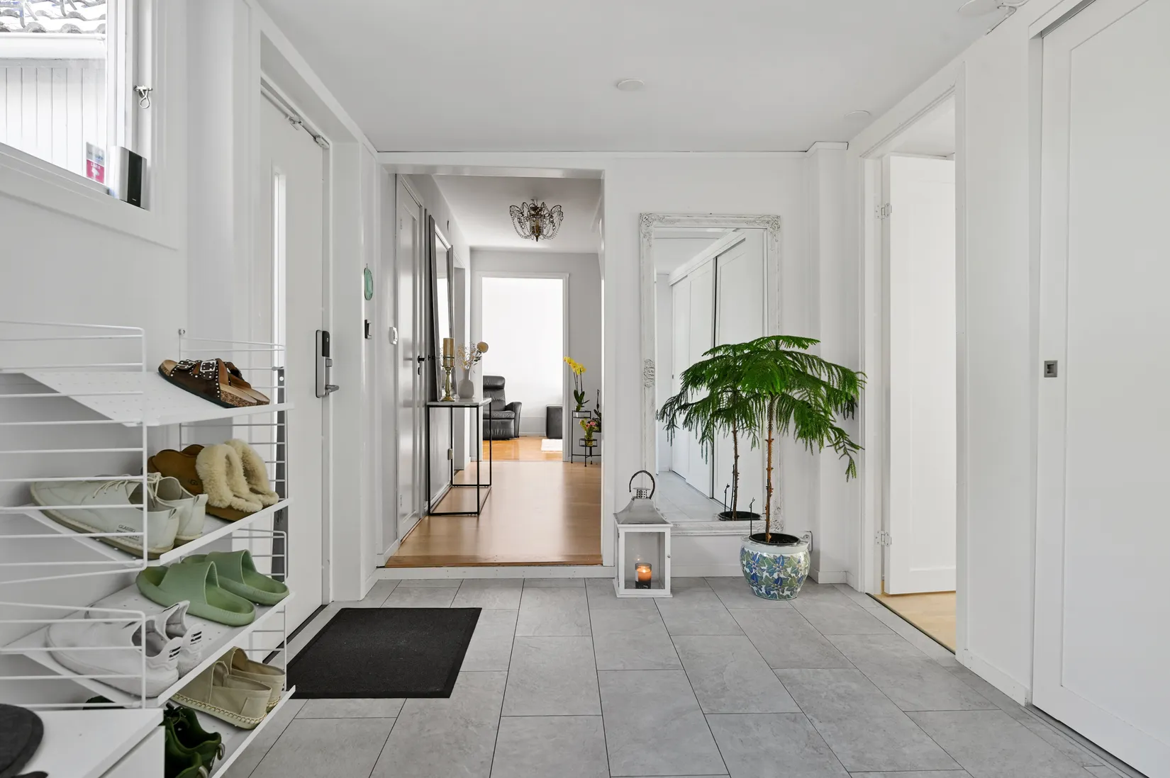Radhus, Sidenvägen 25, Ekerö Träkvista, Ekerö