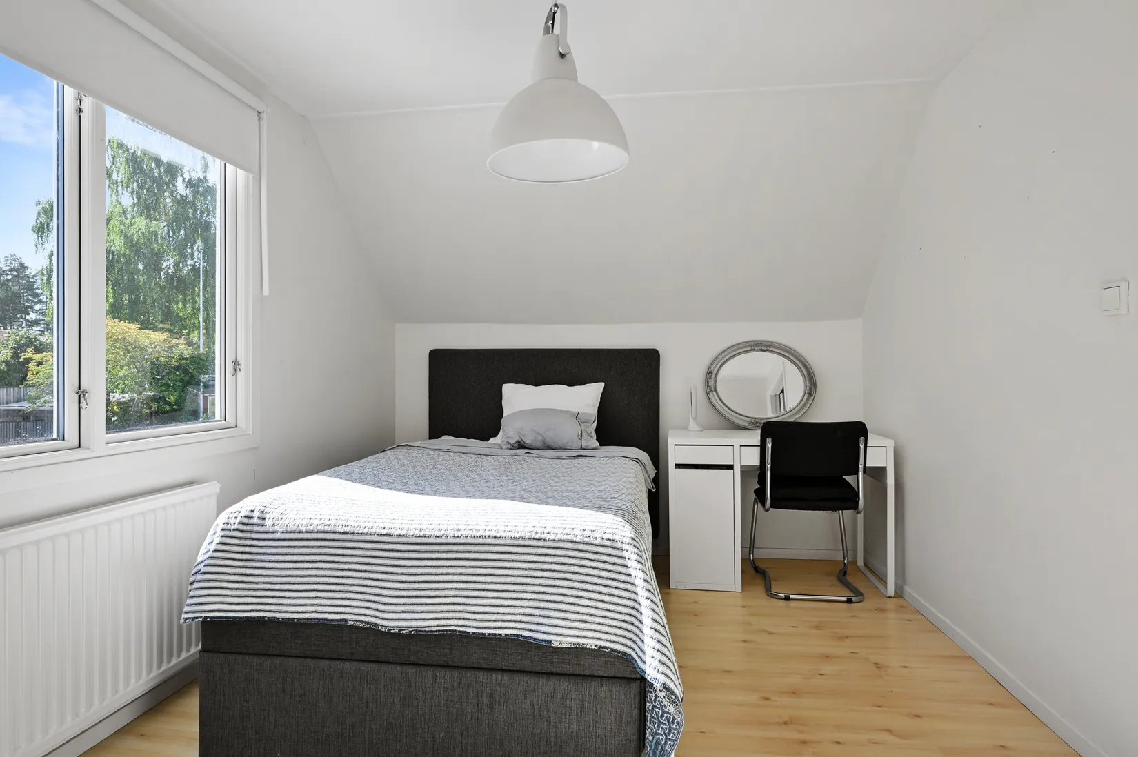 Radhus, Sidenvägen 25, Ekerö Träkvista, Ekerö