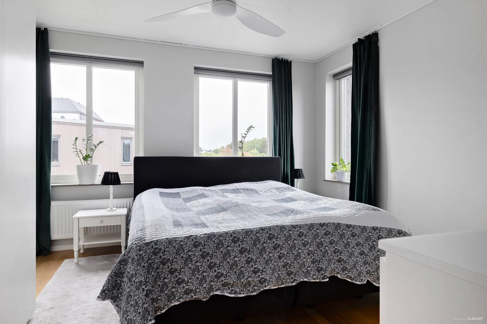 Radhus, Vanadisvägen 4a, Enköping