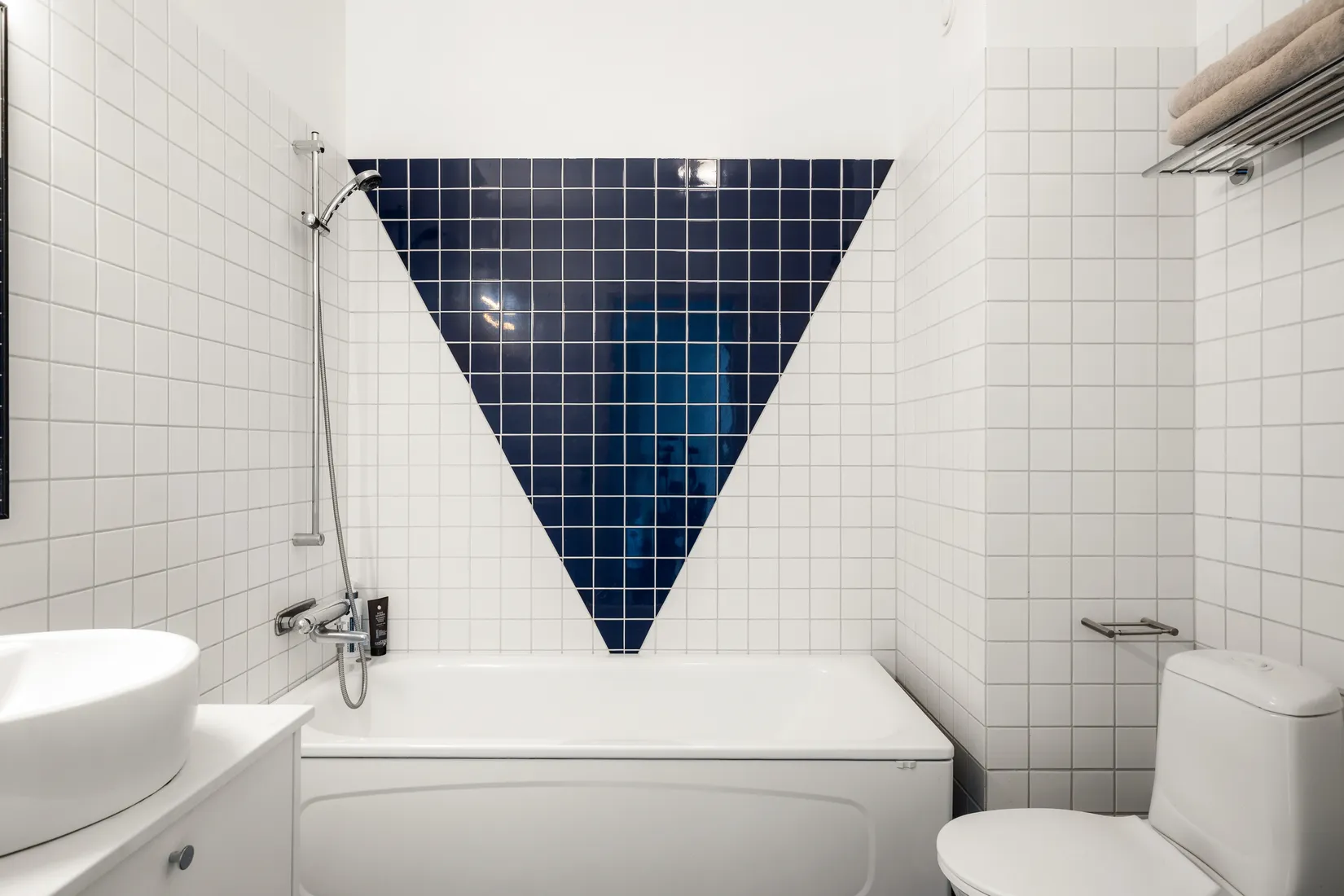Radhus, Riksrådsgränd 7, Ekerö Gällstaö, Ekerö