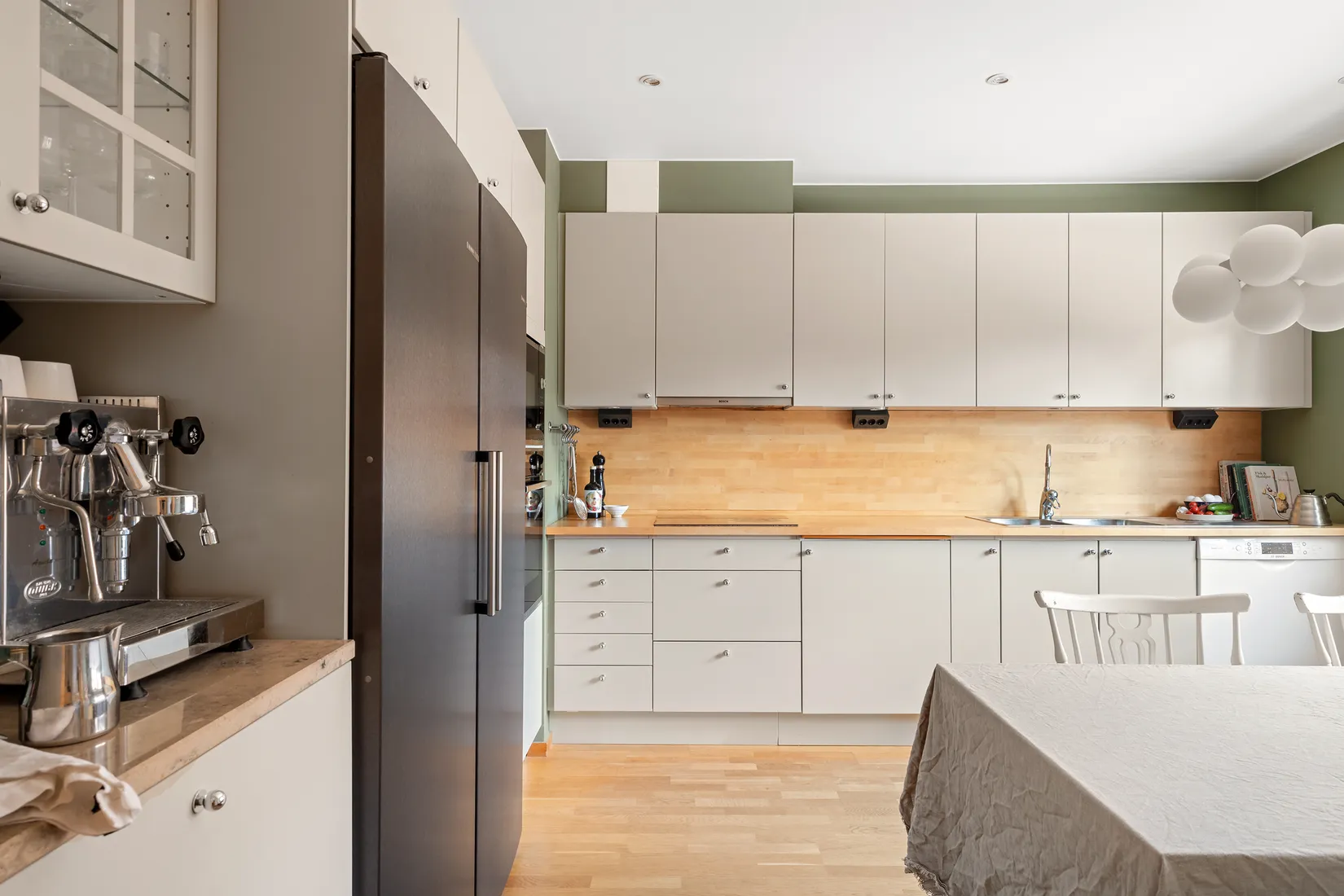 Radhus, Riksrådsgränd 7, Ekerö Gällstaö, Ekerö