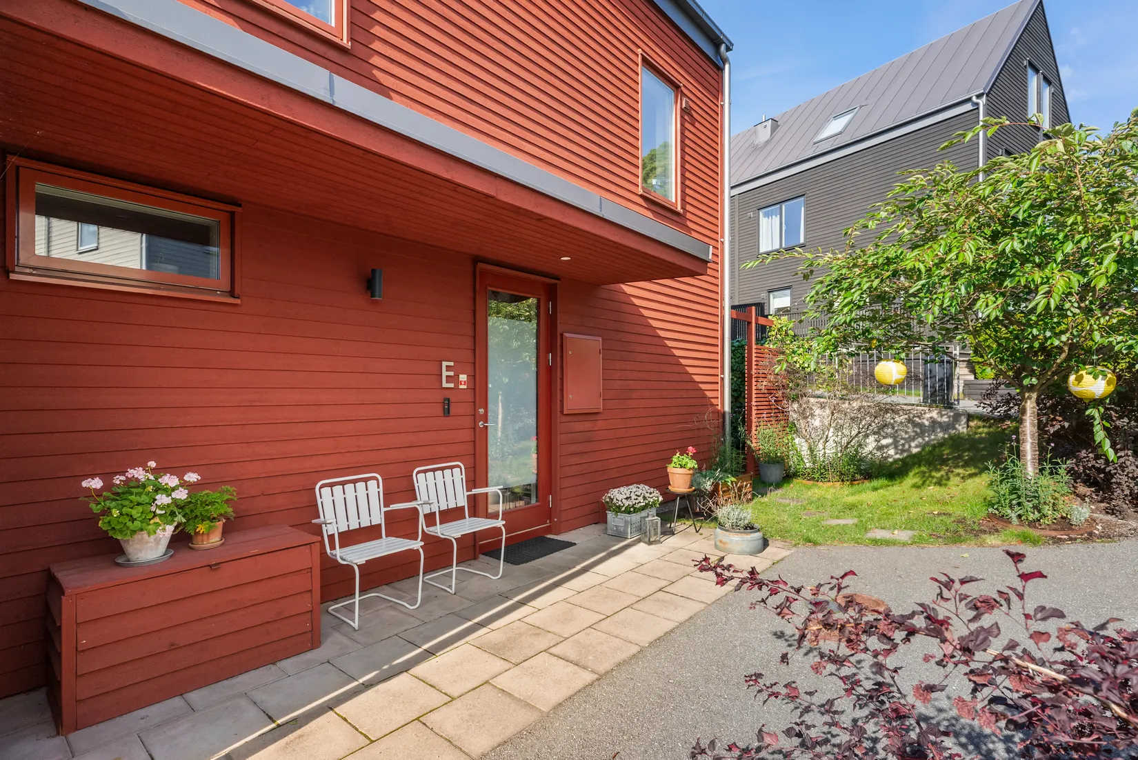 Radhus, Linjemästarvägen 20E, Nälsta, Stockholm