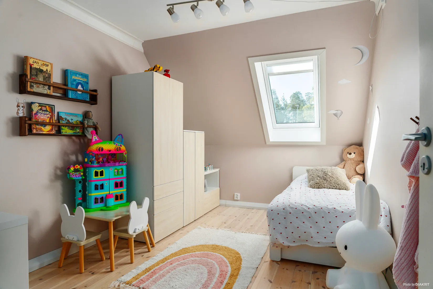 Radhus, Kadriljvägen 6, Brunna, Upplands-Bro