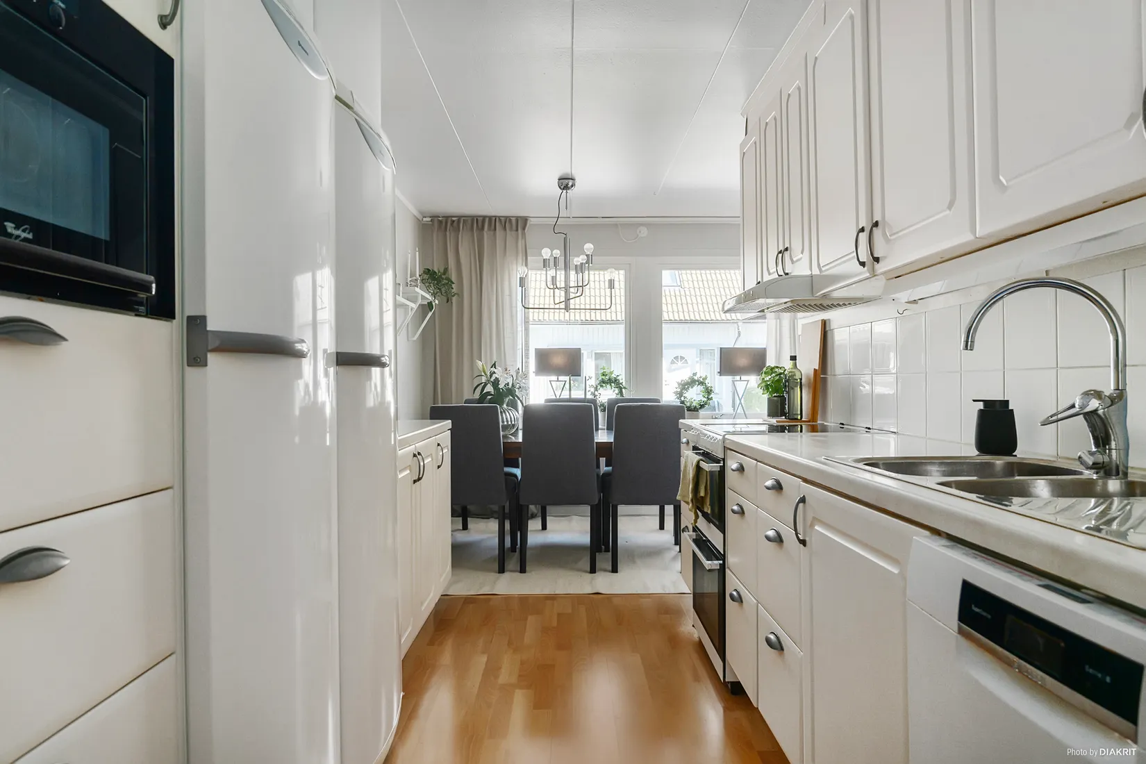Radhus, Kadriljvägen 6, Brunna, Upplands-Bro
