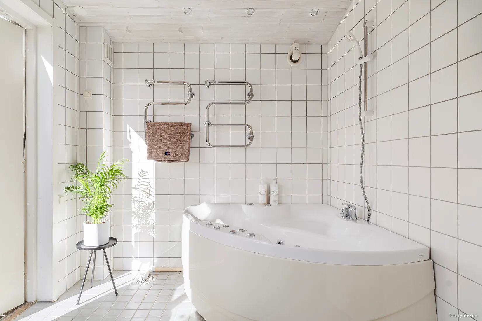 Radhus, Kadriljvägen 6, Brunna, Upplands-Bro