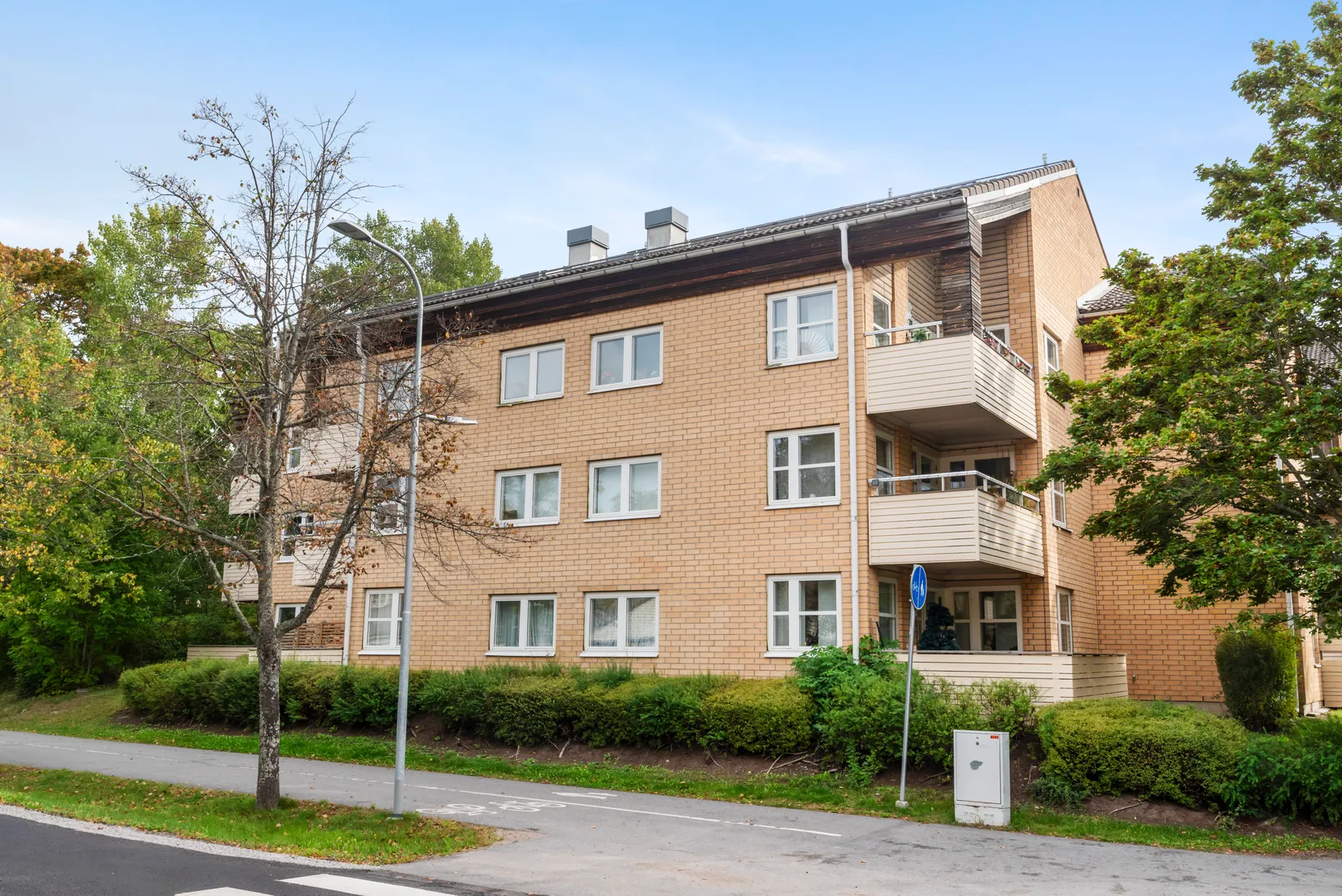 Bostadsrätt, Palmstruchs väg 84, UTEPLATS, Gribbylund, Täby