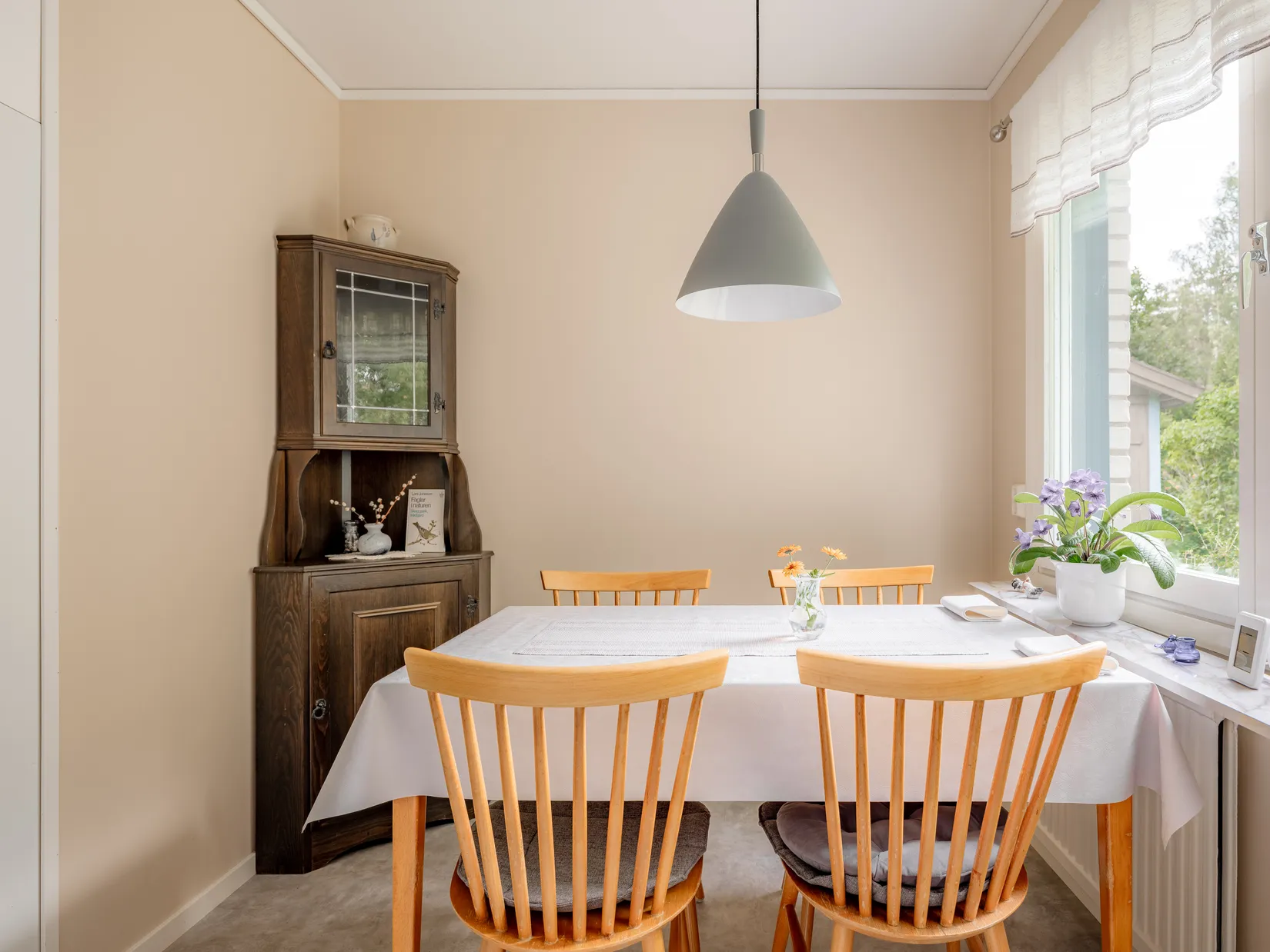 Villa, Vårvägen 27, Västerhaninge, Haninge