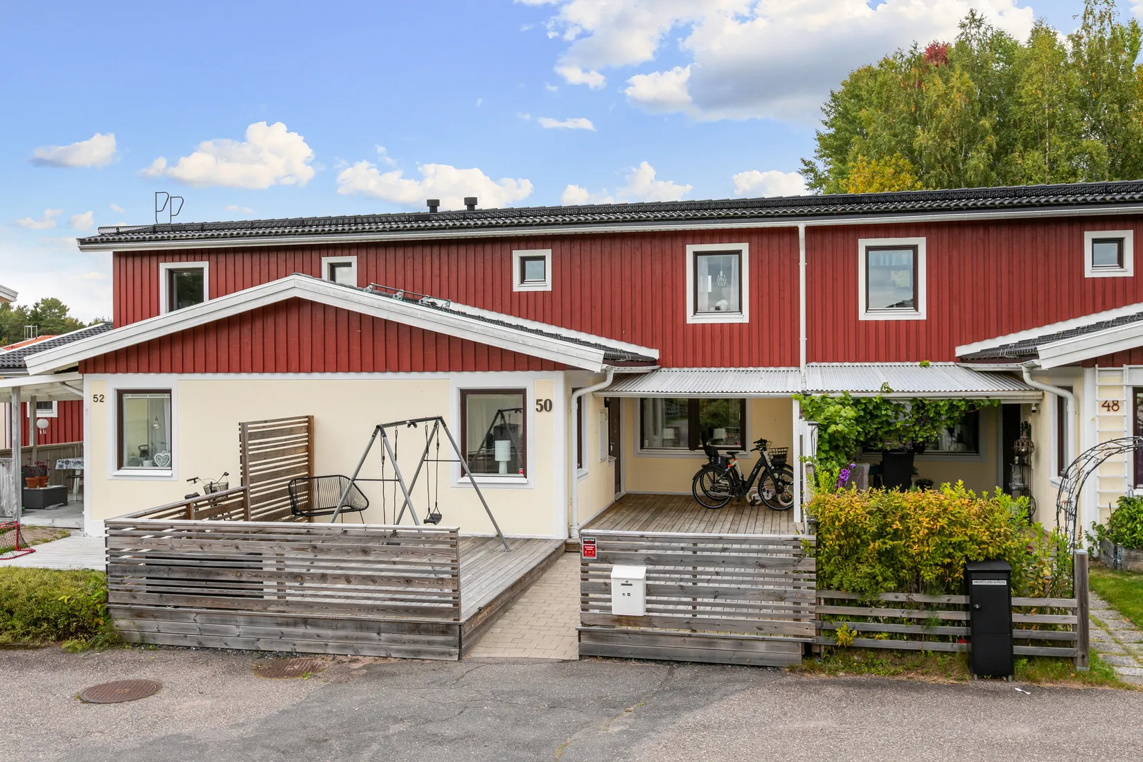 Radhus, Pukslagarvägen 50, Södra Bomhus, Gävle