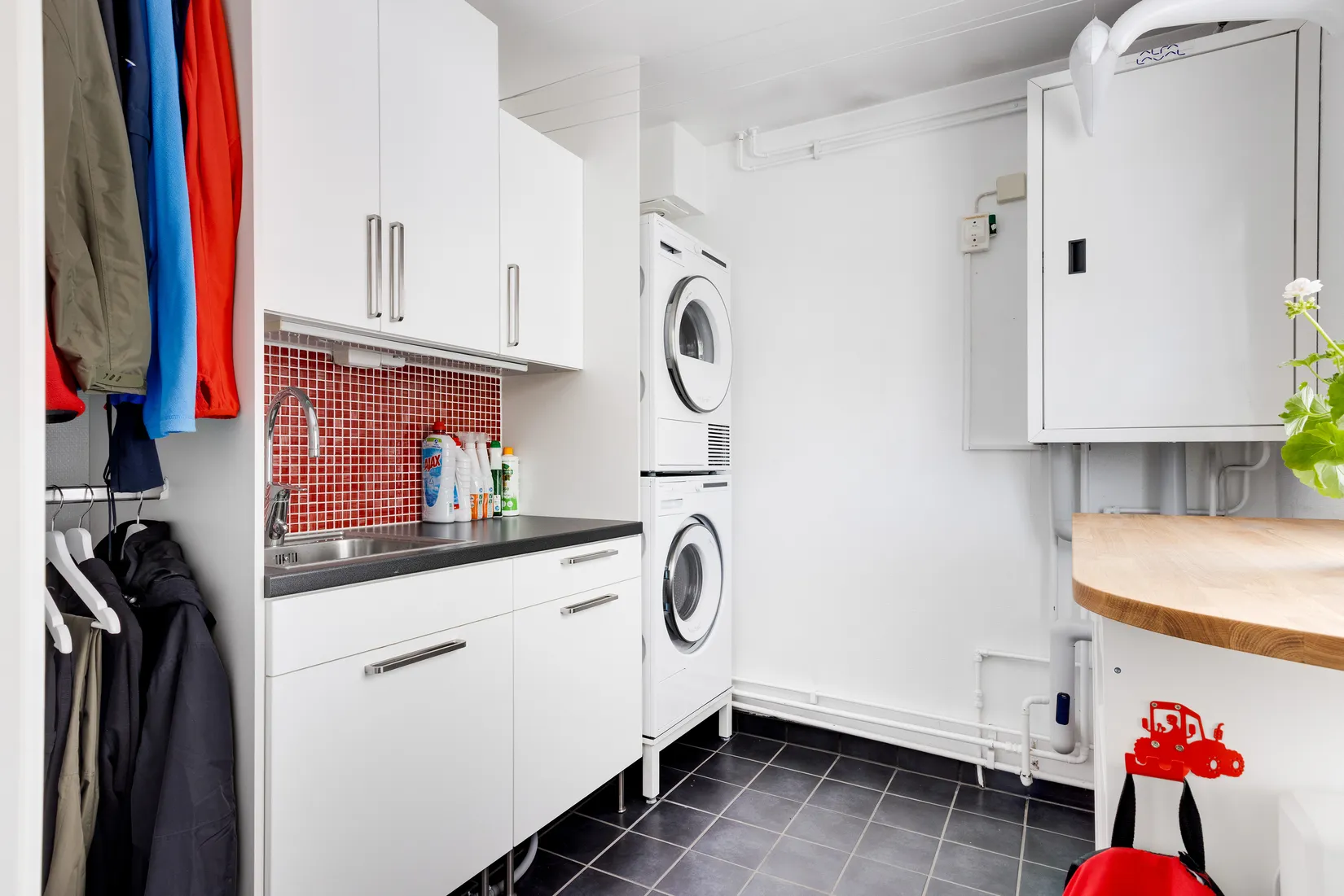 Radhus, Spetsvägen 23, Nåntuna, Uppsala
