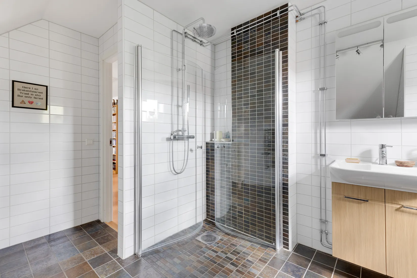 Radhus, Spetsvägen 23, Nåntuna, Uppsala