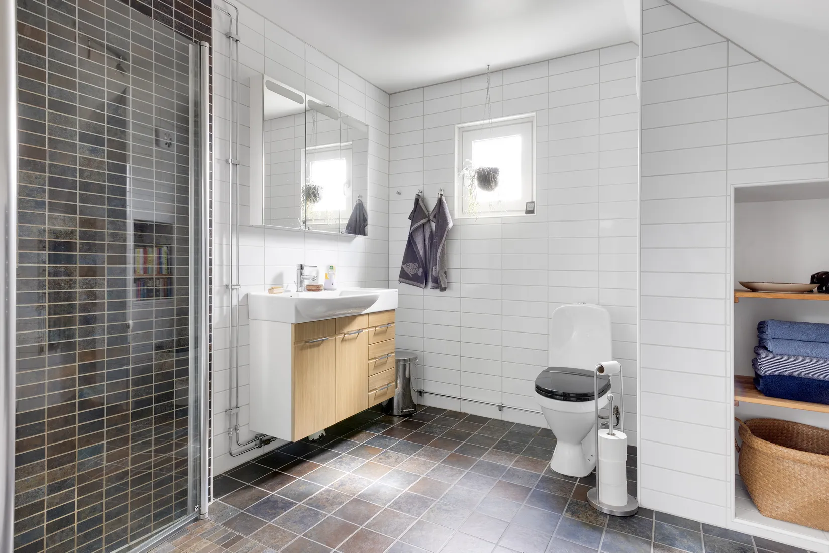 Radhus, Spetsvägen 23, Nåntuna, Uppsala