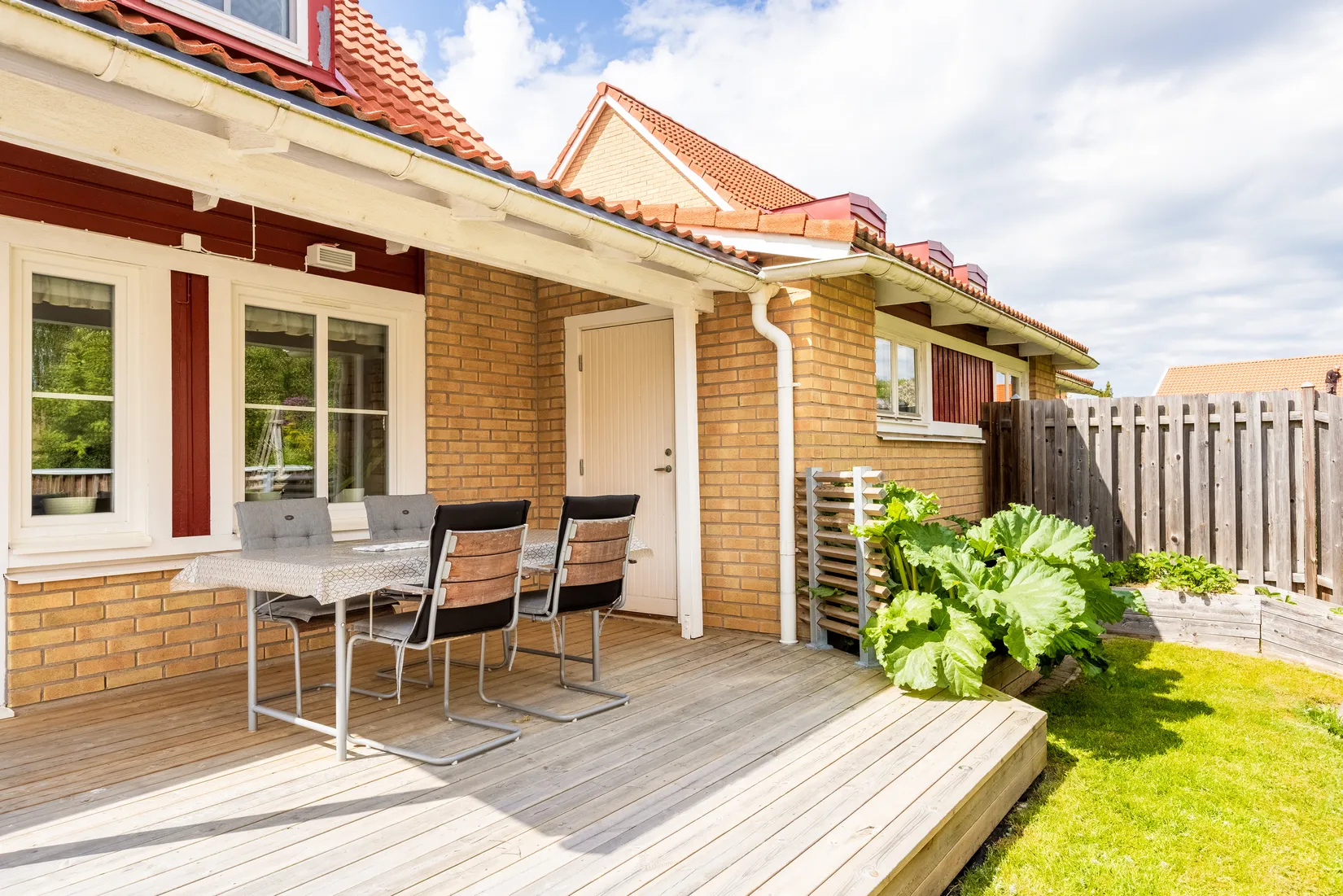 Radhus, Spetsvägen 23, Nåntuna, Uppsala