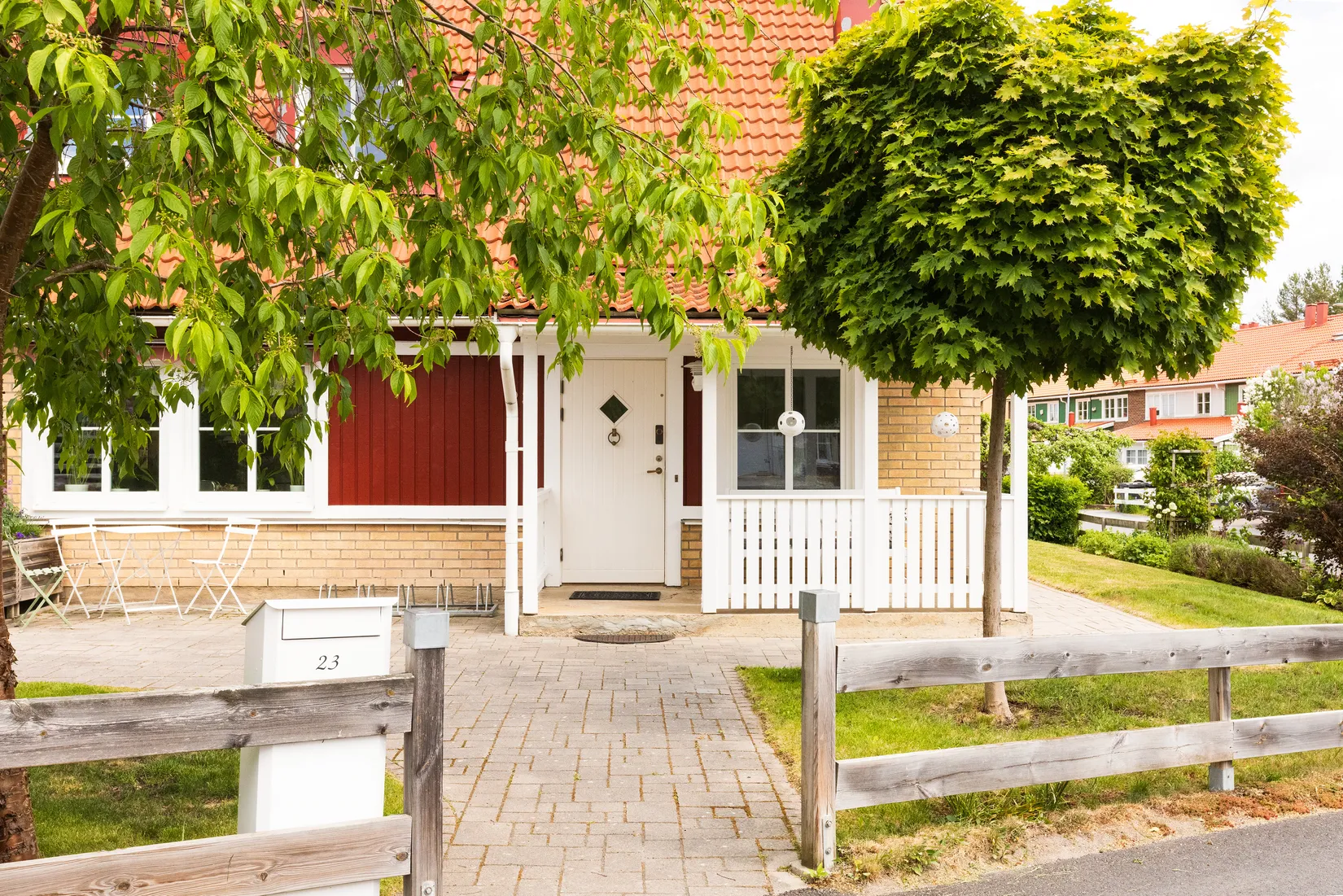 Radhus, Spetsvägen 23, Nåntuna, Uppsala