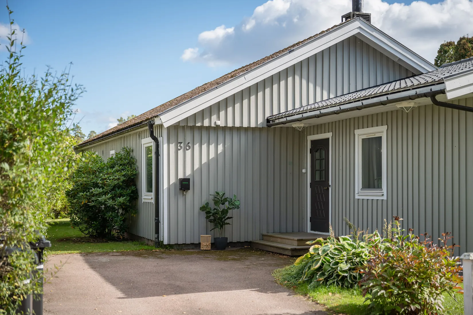 Villa, Innersvängen 36, Norra kroppkärr, Karlstad