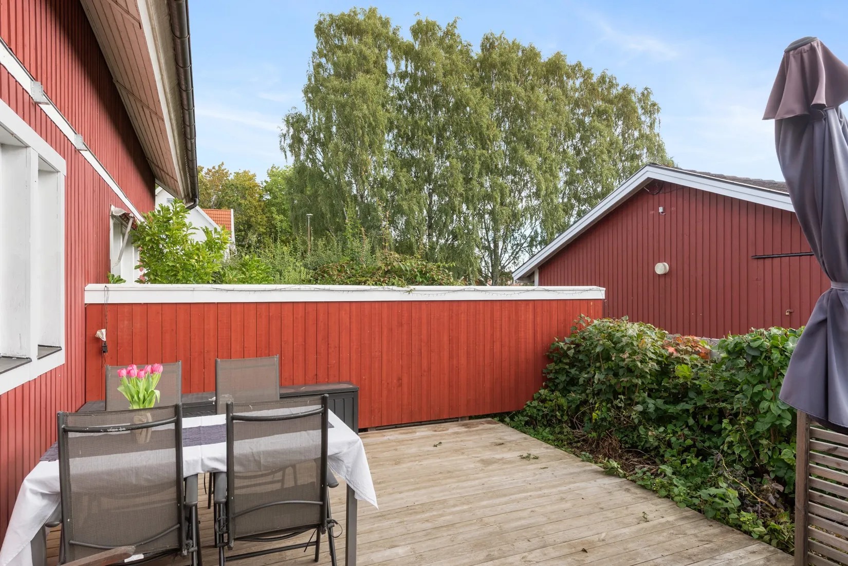 Radhus, Tomtavägen 13B, Cenralt Rimbo, Norrtälje
