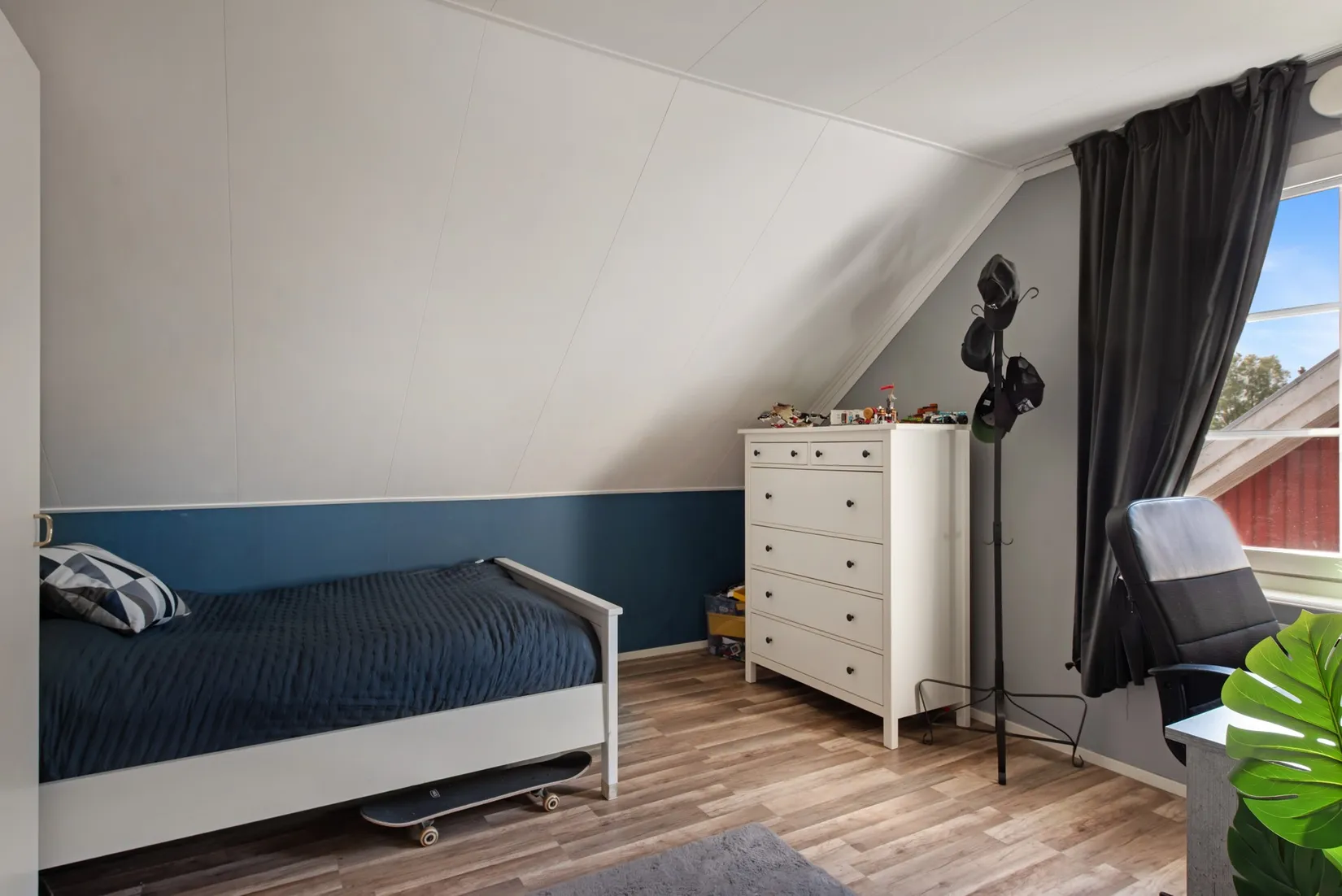 Radhus, Tomtavägen 13B, Cenralt Rimbo, Norrtälje