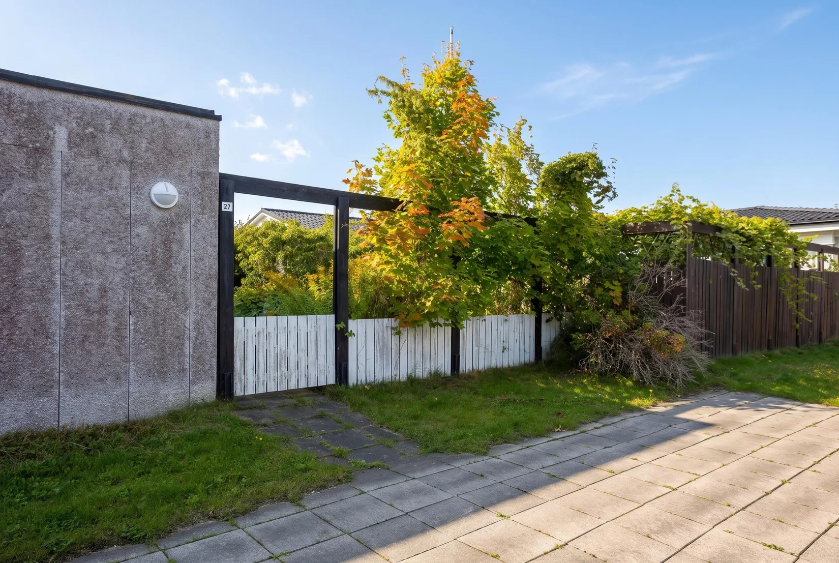 Villa, Visthusgatan 27, Vallby, Västerås