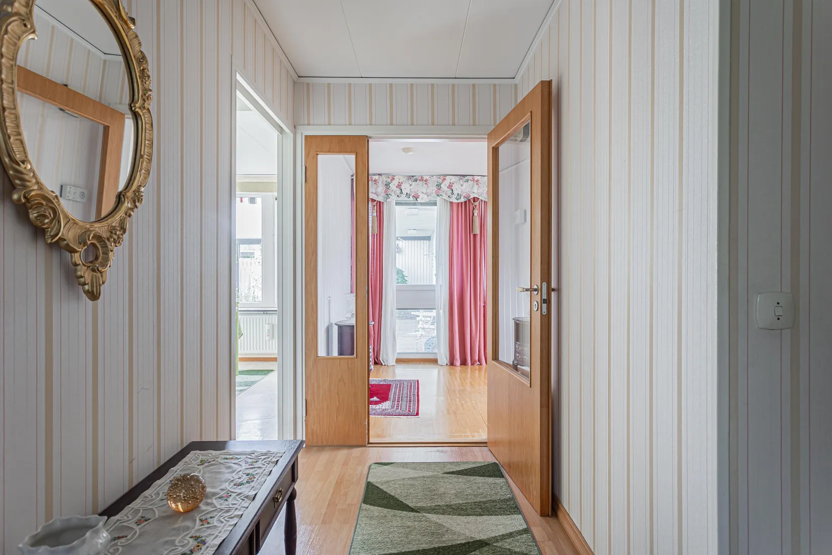 Villa, Visthusgatan 27, Vallby, Västerås