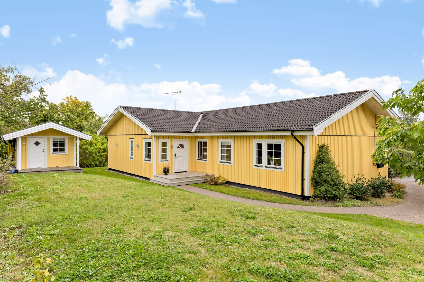 Villa, Almhagsgränd 16, Ekerö Lundhagen, Ekerö